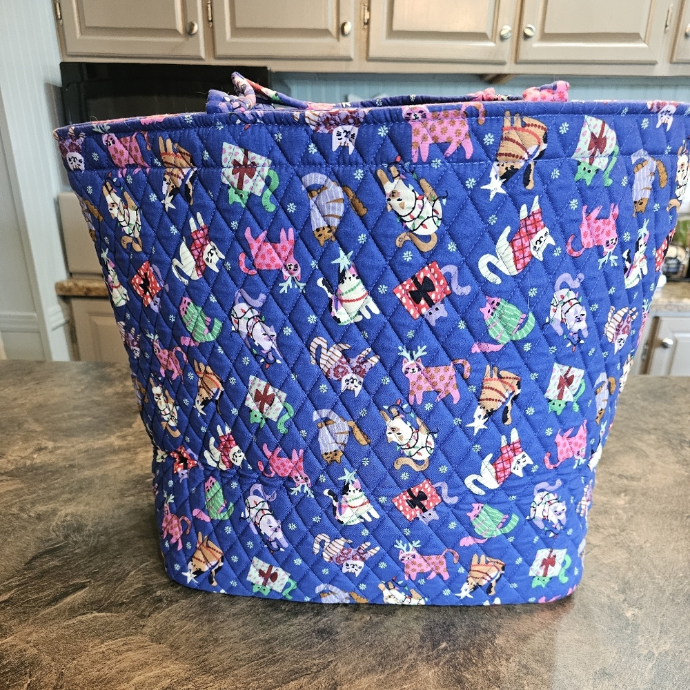 Vera Bradley Catnip Christmas Grand Tote